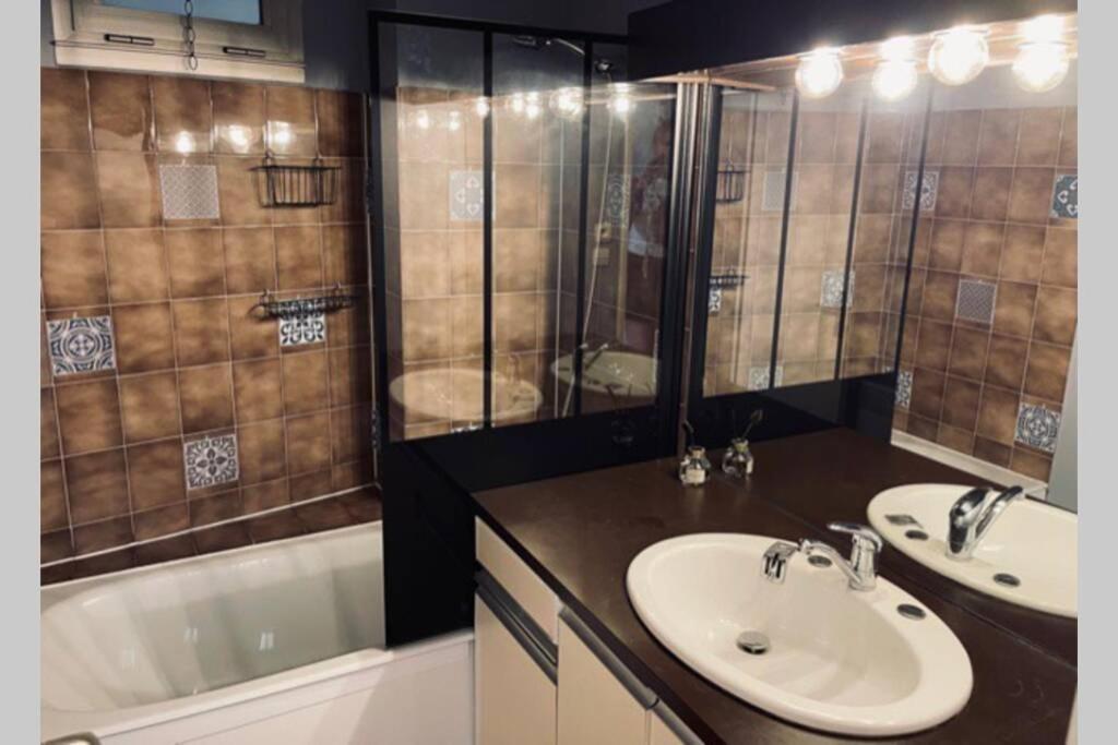 Confortable Appartement A Cavalaire-Sur-Mer Zewnętrze zdjęcie