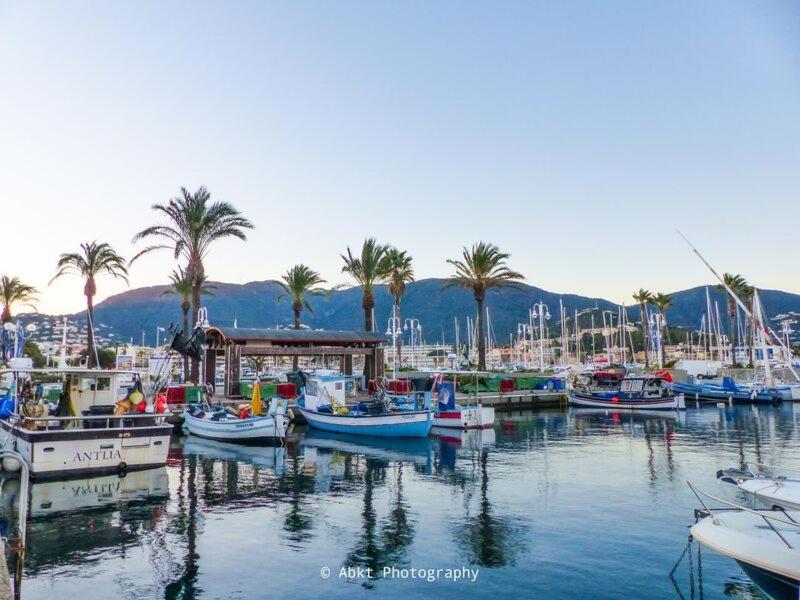 Confortable Appartement A Cavalaire-Sur-Mer Zewnętrze zdjęcie